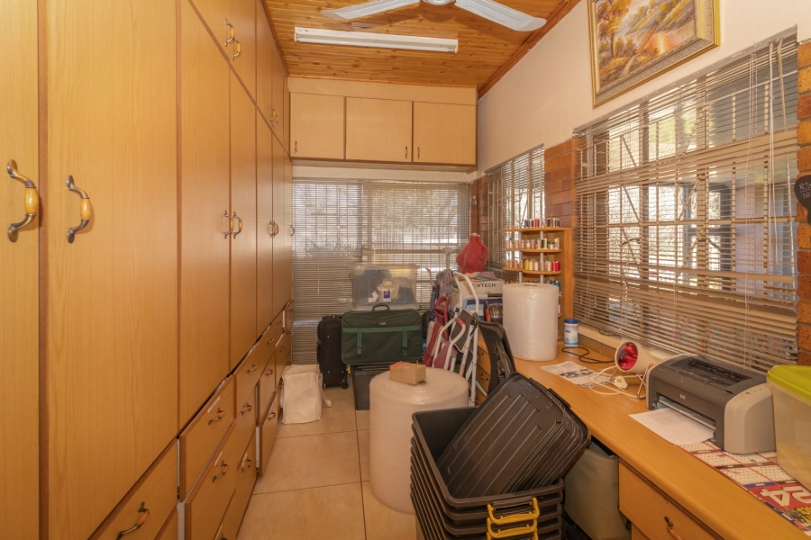 3 Bedroom Property for Sale in Kroonheuwel Free State